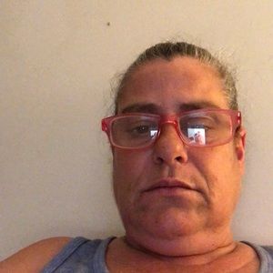 Meet your Posher, Adriana